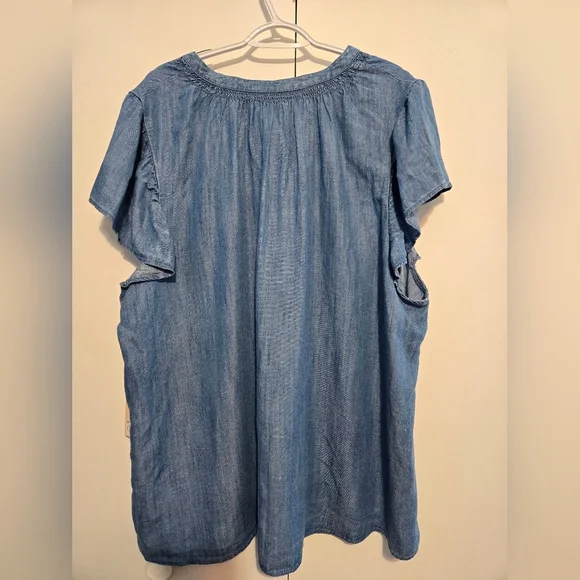 LC Lauren Conrad Blue Short Sleeve Denim Top - Picture 6 of 6